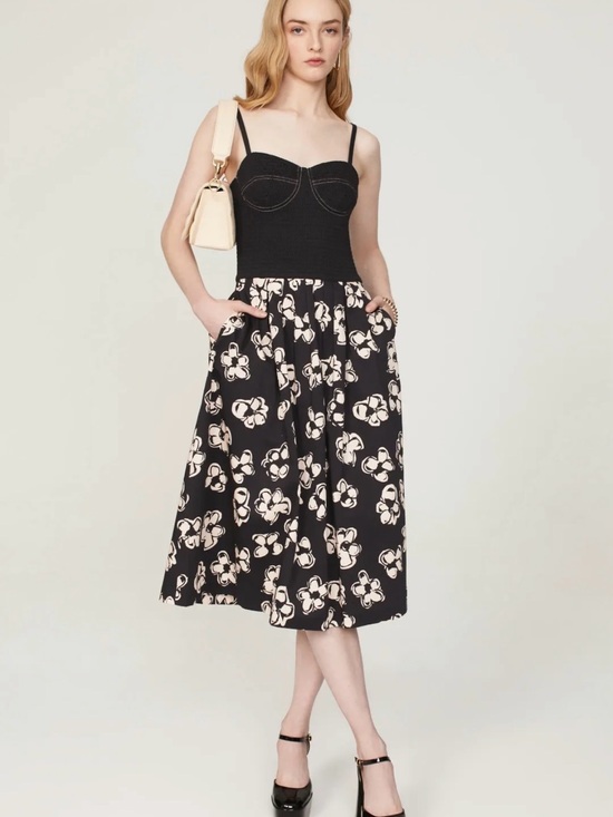 Marina Moscone Dresses & Skirts - Marina Moscone RTR Cotton Floral Print Smocked Bodice Midi Dress Size 4